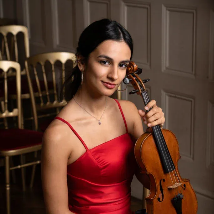 book a violinist